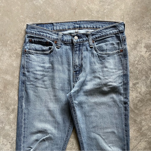 Levi’s 541 Jeans - Picture 2 of 5